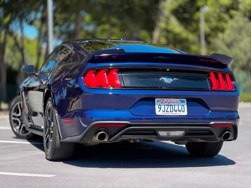 Used 2019 Ford Mustang Premium RWD image 19