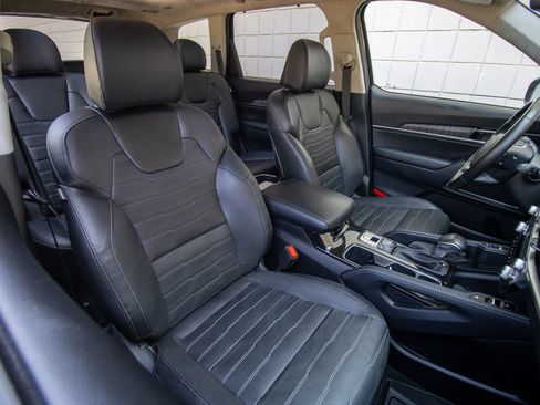 Used 2023 Kia Telluride SX Prestige AWD/4WD image 24