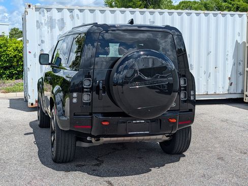 Used 2023 Land Rover Defender 90 X AWD/4WD image 7