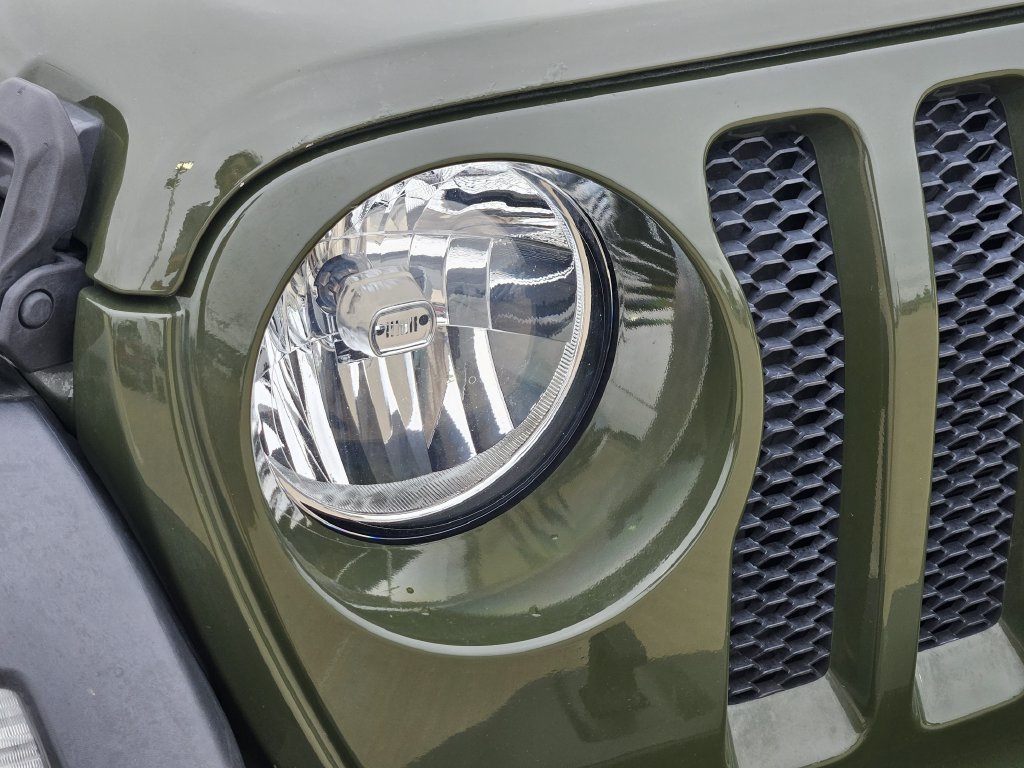 Used 2021 Jeep Wrangler Unlimited Sport AWD/4WD image 9
