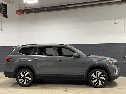 New 2026 Volkswagen Atlas SE image 5