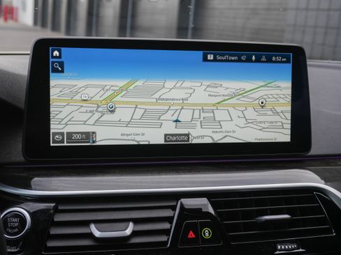 Certified 2023 BMW 530i xDrive w/ Premium Package image 21