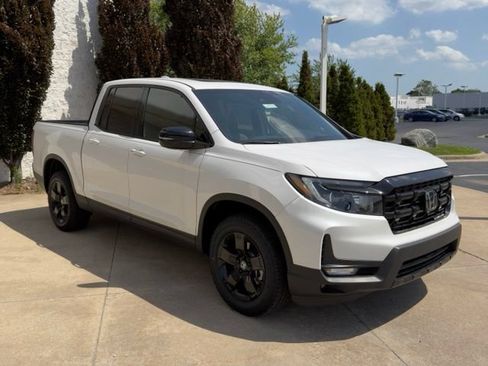New 2026 Honda Ridgeline Black Edition image 7
