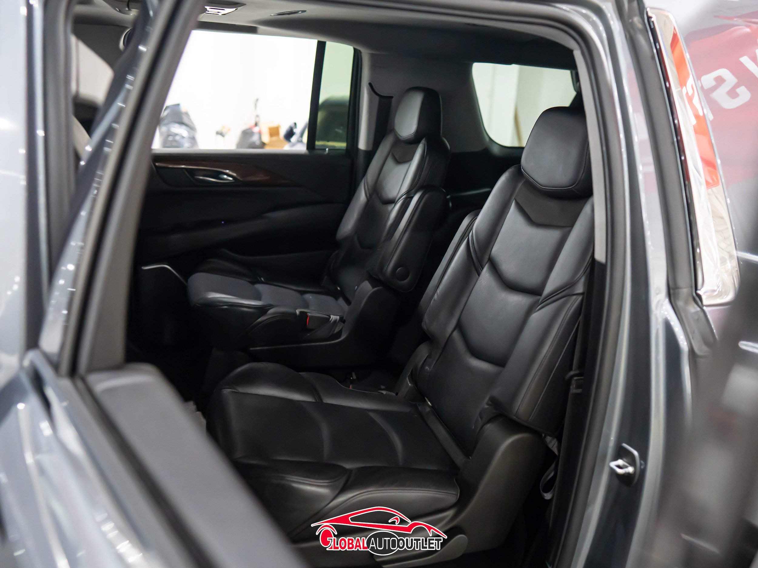 Used 2019 Cadillac Escalade ESV Luxury AWD/4WD image 21