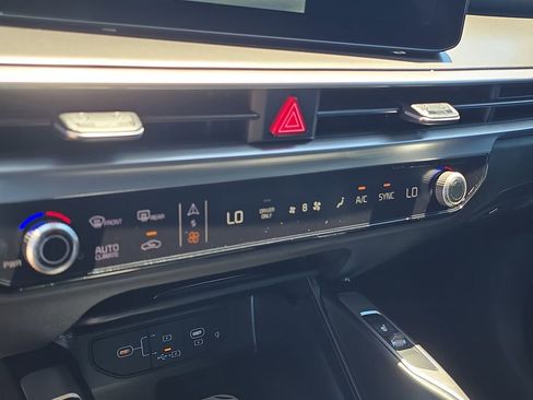 New 2026 Kia Sorento EX AWD/4WD image 25