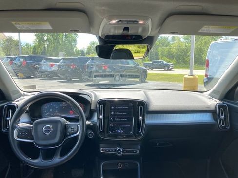 Used 2019 Volvo XC40 T5 Momentum AWD/4WD image 20