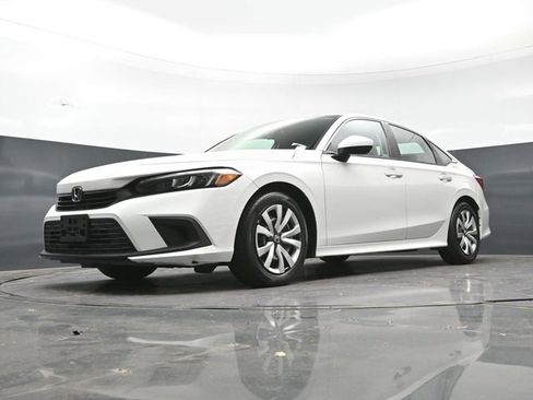 Used 2023 Honda Civic LX image 39