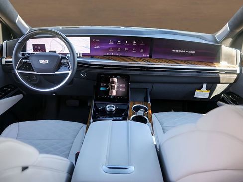 Certified 2025 Cadillac Escalade Sport Platinum w/ LPO, Floor Liner Package image 26