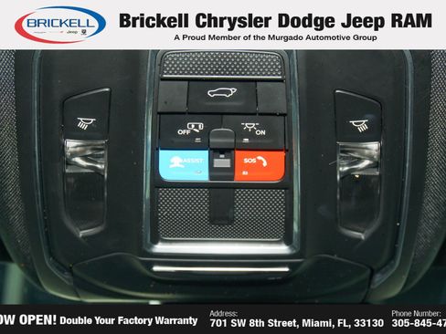 Used 2024 Jeep Wagoneer L Series II RWD image 32