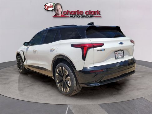 New 2025 Chevrolet Blazer EV RS w/ Super Cruise Package image 3