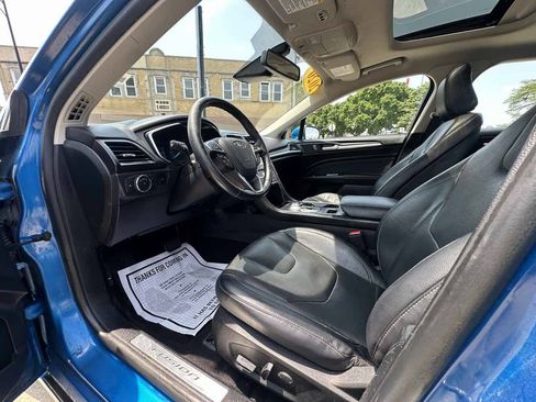 Used 2020 Ford Fusion Titanium AWD/4WD image 10