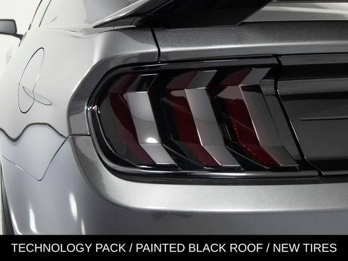 Used 2020 Ford Mustang Shelby GT500 w/ Technology Package RWD image 49