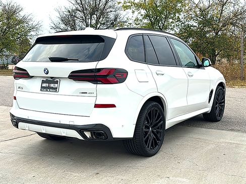 New 2026 BMW X5 sDrive40i w/ M Sport Package RWD image 8