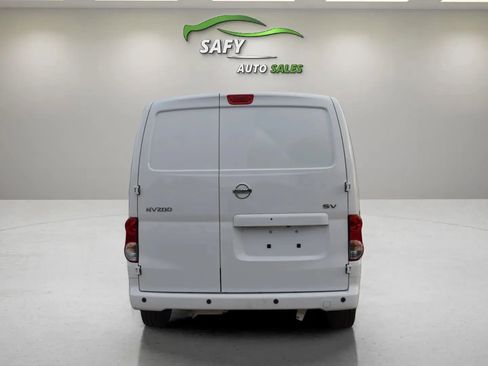 Used 2020 Nissan NV200 SV image 6
