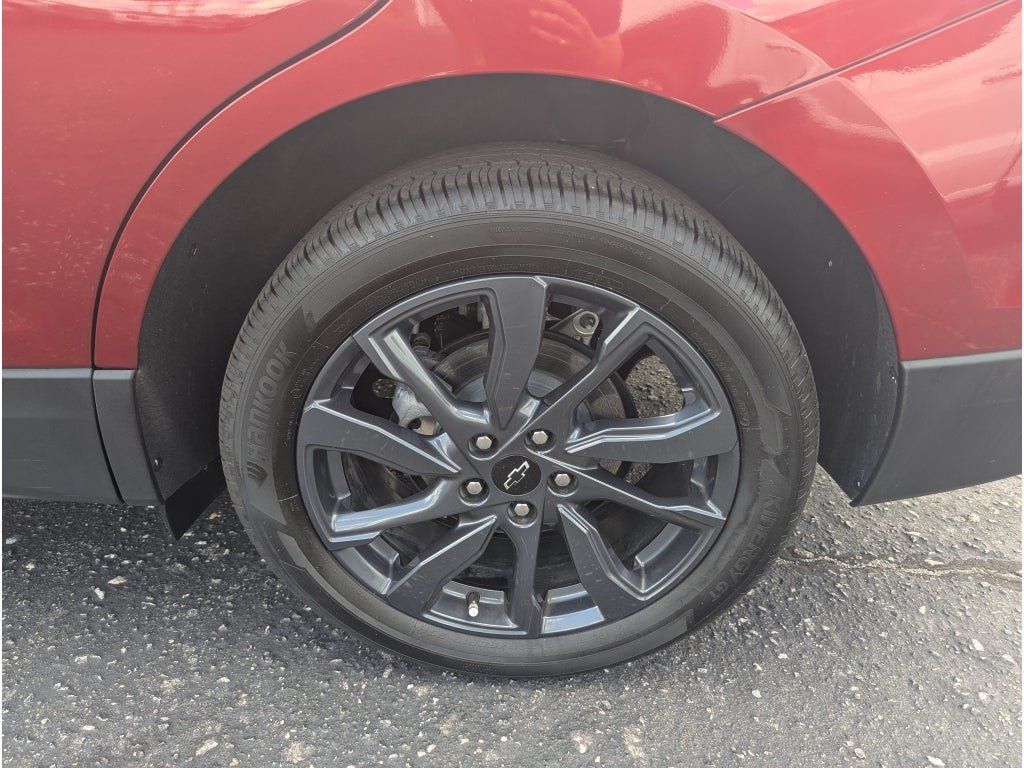 Used 2024 Chevrolet Equinox RS w/ LPO, Floor Liner Package AWD/4WD image 9