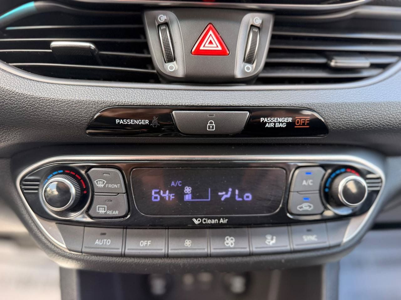 Used 2018 Hyundai Elantra GT w/ Style Package 02 FWD image 20