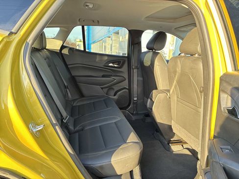 Certified 2024 Chevrolet Trax ACTIV w/ Sunroof Package image 27