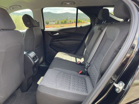 Used 2024 Chevrolet Equinox LT FWD image 22