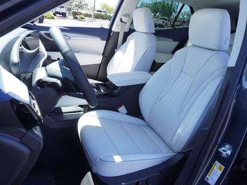 New 2026 Buick Envision Avenir image 14