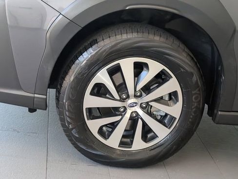 Used 2024 Subaru Outback Premium AWD/4WD image 4