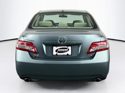 Used 2011 Toyota Camry LE w/ LE Extra-Value Pkg FWD image 14