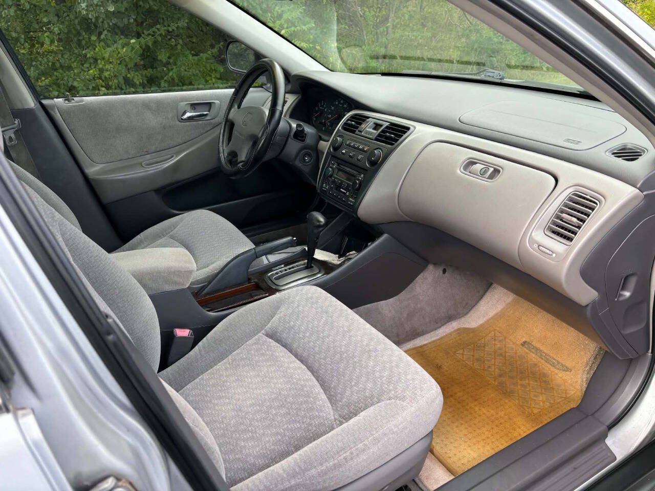 Used 2001 Honda Accord VP image 8