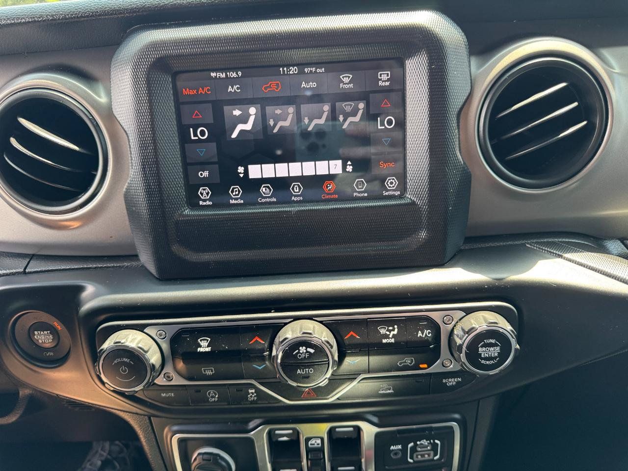 Used 2021 Jeep Wrangler Unlimited Sport AWD/4WD image 39