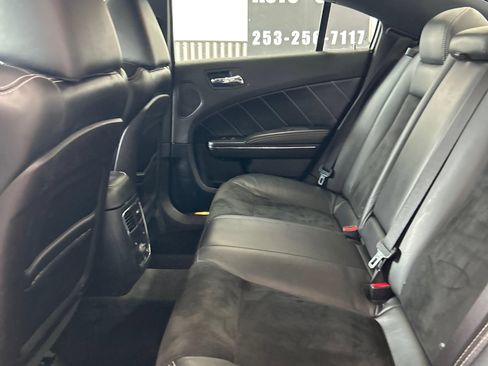 Used 2012 Dodge Charger R/T RWD image 10
