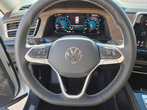 New 2026 Volkswagen Atlas SE AWD/4WD image 11