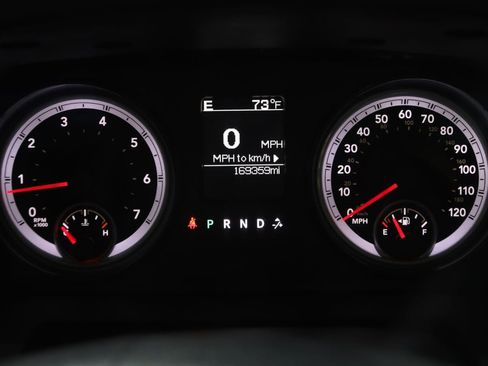 Used 2018 RAM 1500 Classic SLT image 15