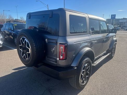 Used 2022 Ford Bronco Outer Banks image 9