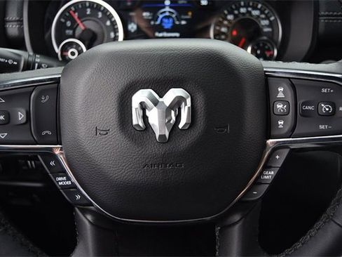Used 2025 RAM 1500 Laramie image 21