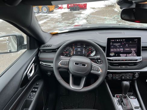 New 2026 Jeep Compass Trailhawk image 22