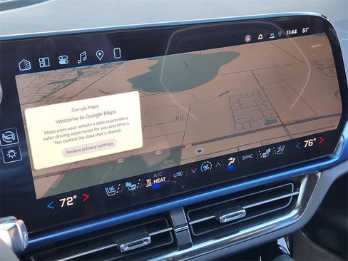 New 2026 Chevrolet Equinox EV LT image 17