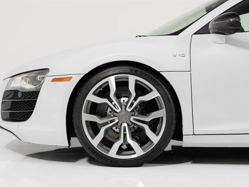 Used 2012 Audi R8 V10 AWD/4WD image 6