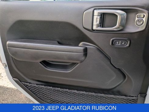 Used 2023 Jeep Gladiator Rubicon image 12