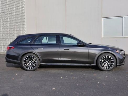 Used 2025 Mercedes-Benz E 450 4MATIC All-Terrain Wagon image 3