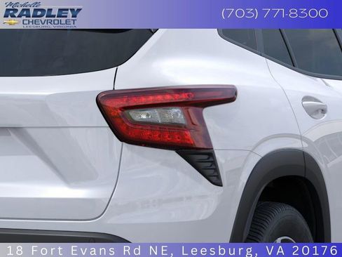 New 2026 Chevrolet Trax LT w/ Driver Confidence Package image 11