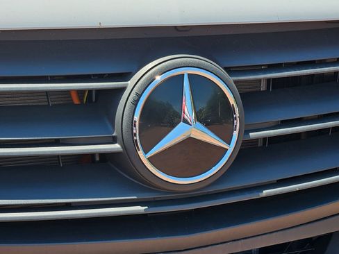 Used 2024 Mercedes-Benz eSprinter 170 Cargo image 10