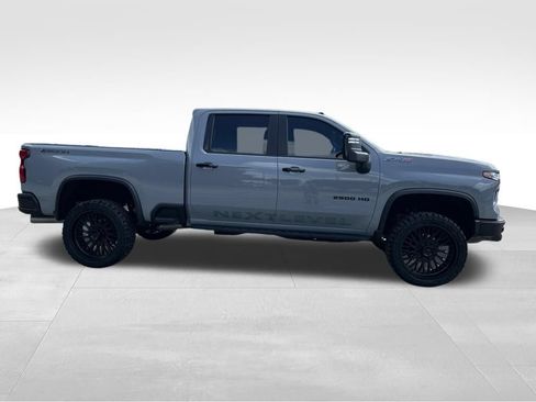Used 2024 Chevrolet Silverado 2500 ZR2 w/ ZR2 Bison Edition AWD/4WD image 6