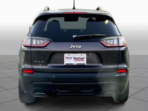 Used 2020 Jeep Cherokee Latitude Lux w/ Comfort/Convenience Group image 4