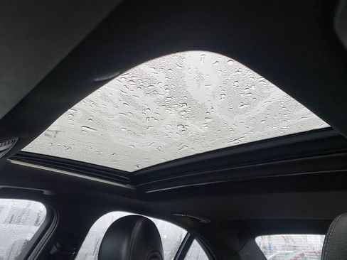 Used 2019 Mercedes-Benz C 300 Sedan image 11