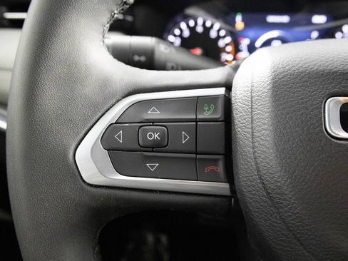 Used 2023 Jeep Compass Limited AWD/4WD image 25