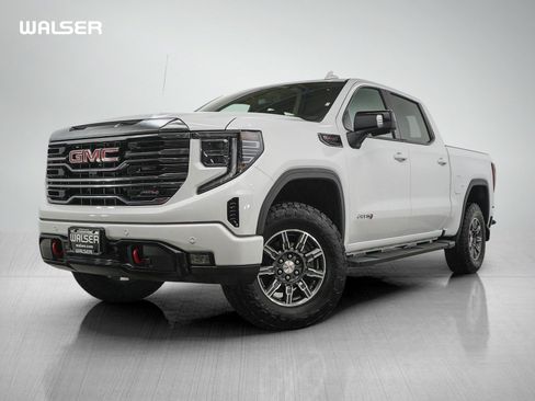 Used 2024 GMC Sierra 1500 AT4 w/ AT4 Preferred Package AWD/4WD image 1