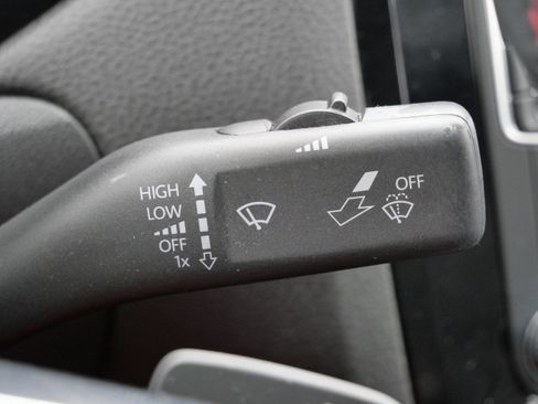 Used 2018 Volkswagen Jetta GLI image 31