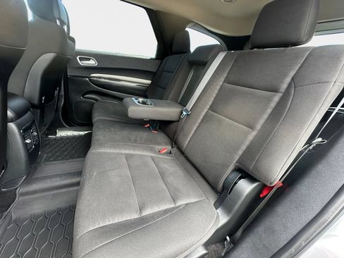 Used 2019 Dodge Durango SXT w/ 3rd Row Seating Group RWD image 9