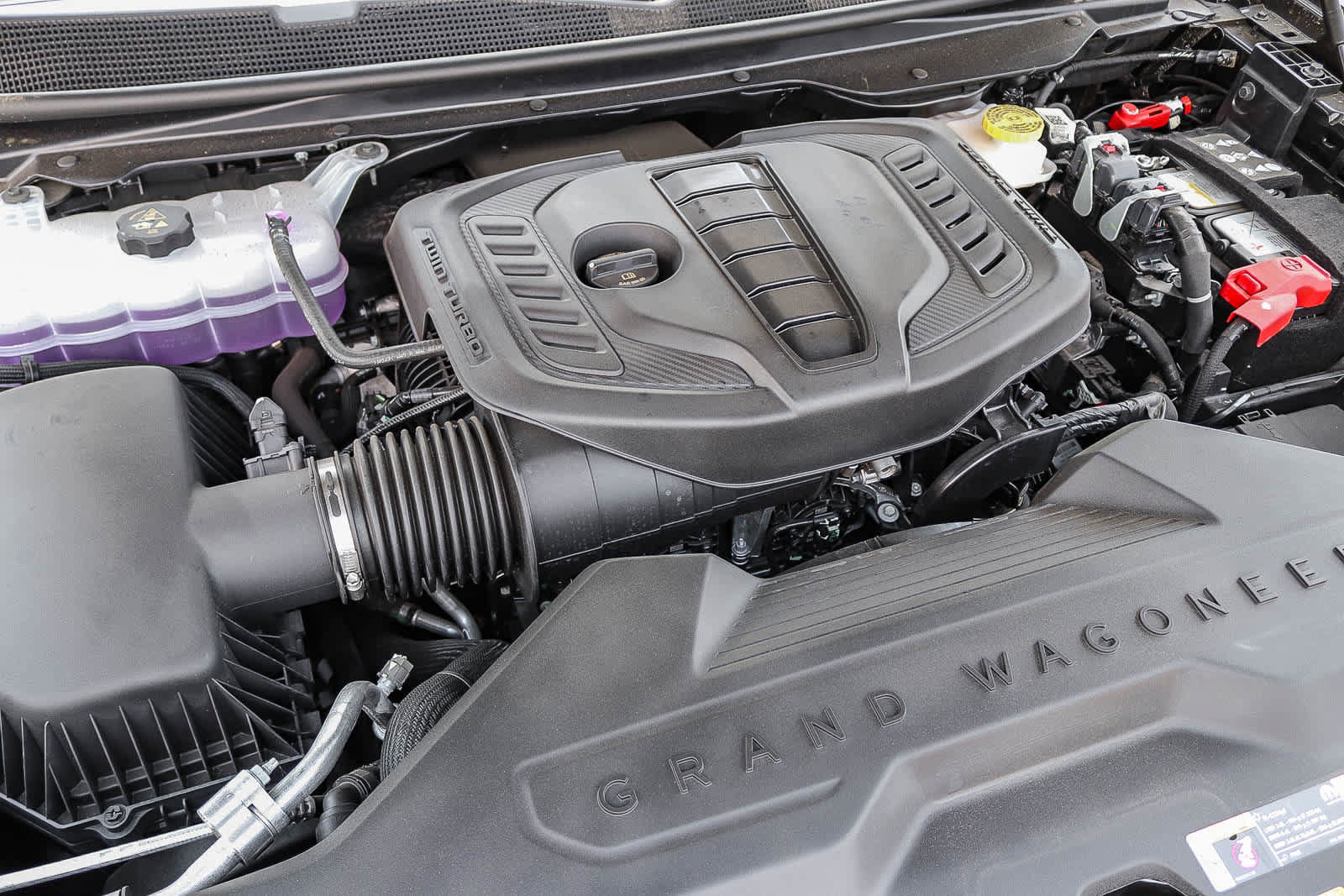 New 2026 Jeep Grand Wagoneer L 4WD w/ Premium Group I image 14