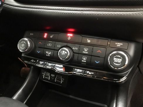 Used 2022 Dodge Durango GT w/ Blacktop Package image 25