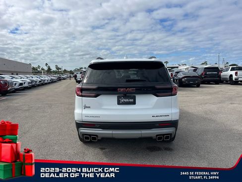 Certified 2025 GMC Acadia Elevation image 6