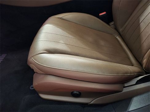 Used 2019 Mercedes-Benz E 450 4MATIC Sedan image 25